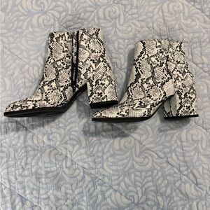 Mix No. 6 Snake Print Ankle Boots - Black and White